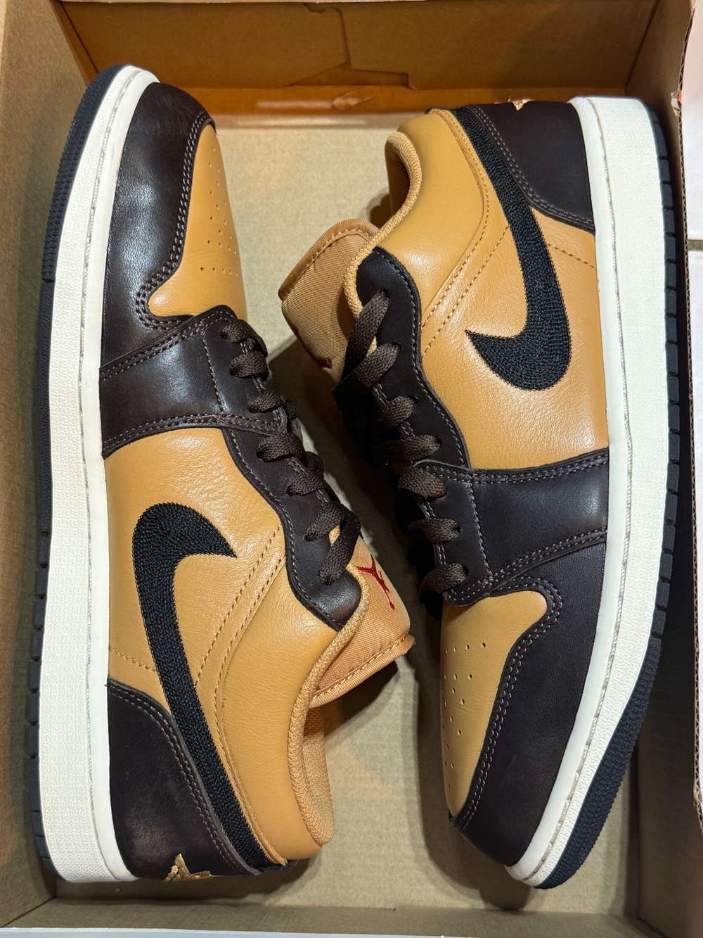 Nike Low-Top Sneakers in Tan and Dark Brown w/ Black Swoosh Like NEW Worn Twice